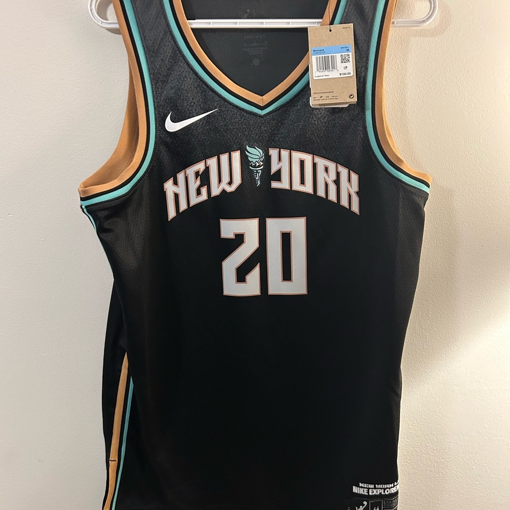 Nike New York Liberty Sabrina Ionescu #20 Jersey Women’s Medium NWT WNBA